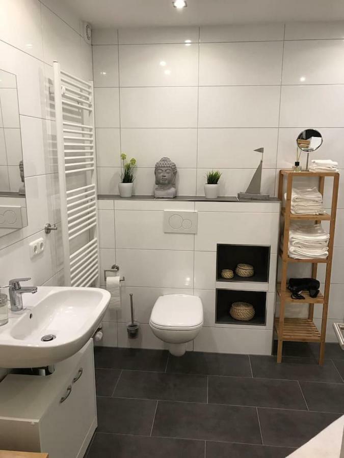Ferienwohnung Lauer Ellerstadt Ngoại thất bức ảnh