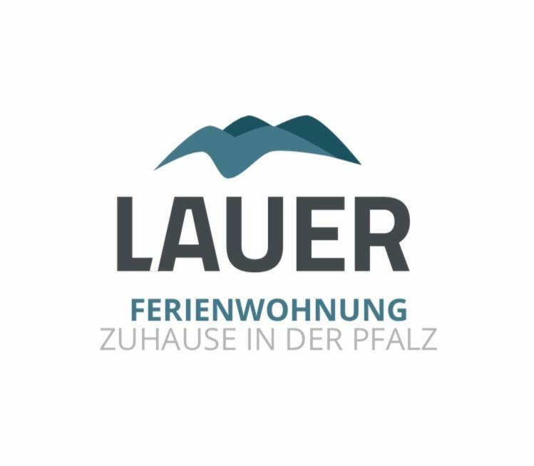 Ferienwohnung Lauer Ellerstadt Ngoại thất bức ảnh